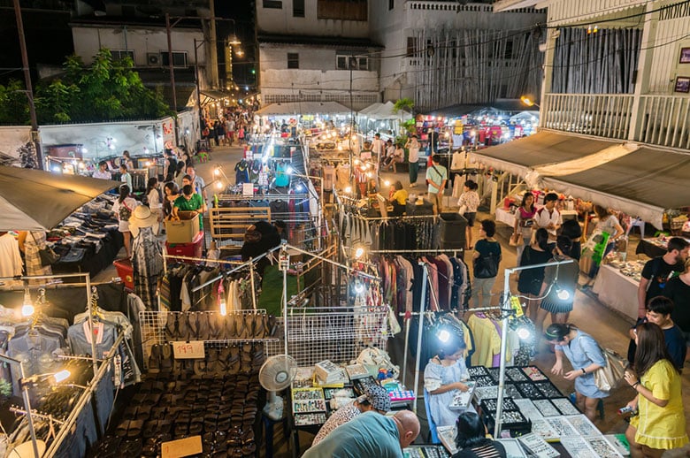 Cicada Market á Hua Hin