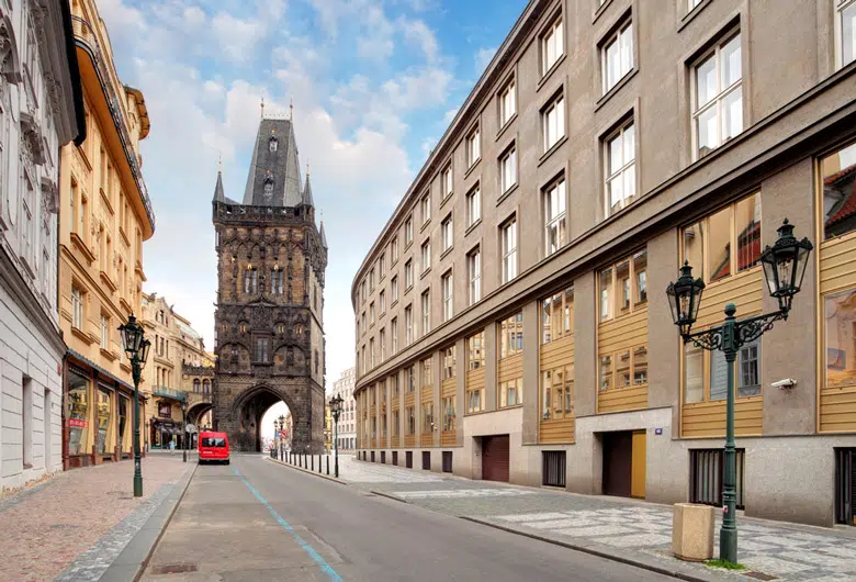 La tour poudri&egrave;re &aacute; Prague
