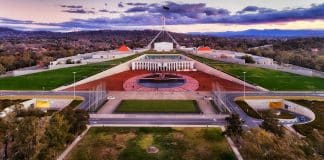 De Melbourne à Canberra