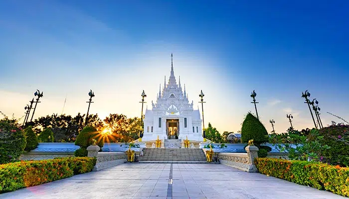 Les temples de Surat Thani