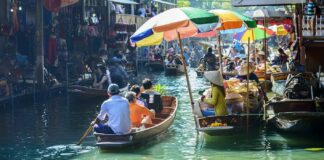 Les meilleurs marchés flottants de Bangkok